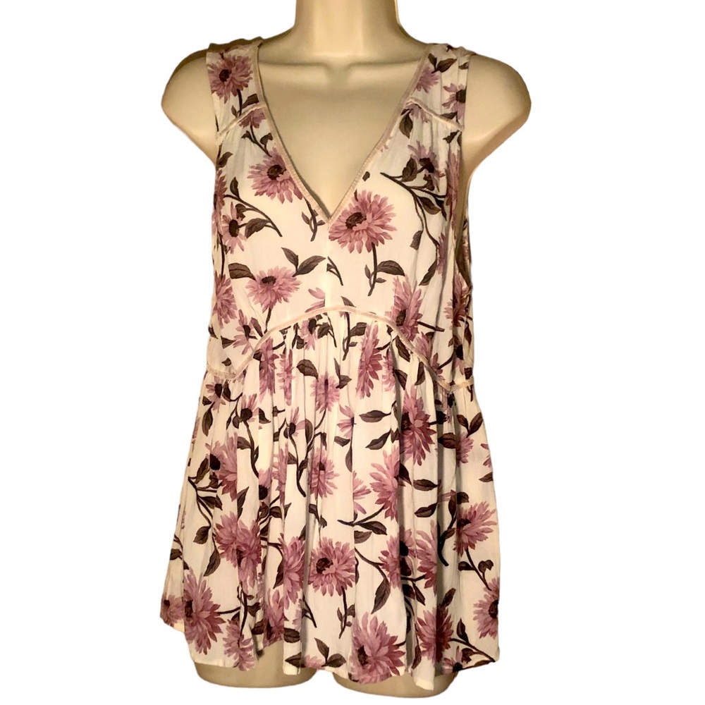 AMERICAN EAGLE OUTFITTERS Women’s Flowy Floral Tank Top Size Small.
